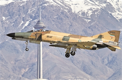 伊朗空军"天空卫士"军演受关注 - 中国国防报 - 中国军网